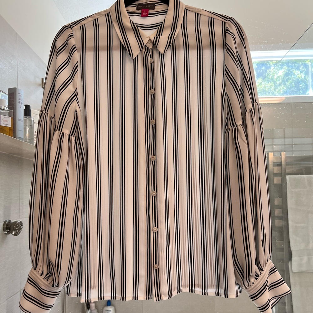 Woman’s Vince Camino dress shirt black and white striped/ drop shoulder